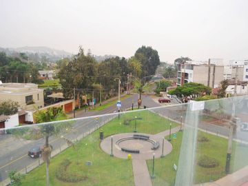 Acogedor Duplex Con Area Social y Piscina En Edificio :: Surco
