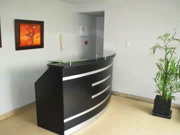 Acogedor Duplex Con Area Social y Piscina En Edificio :: Surco