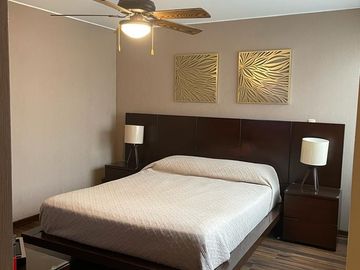 Surco Amplio Duplex de Lujo en Venta en Exclusiva Zona - Urb. Chama
