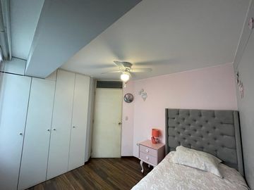 Surco Amplio Duplex de Lujo en Venta en Exclusiva Zona - Urb. Chama