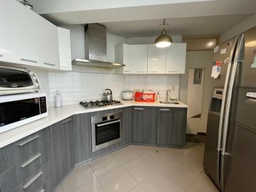 Surco Amplio Duplex de Lujo en Venta en Exclusiva Zona - Urb. Chama