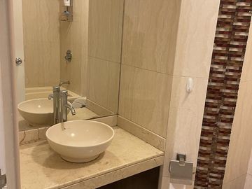 Surco Amplio Duplex de Lujo en Venta en Exclusiva Zona - Urb. Chama