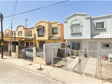 CASA EN MEXICALLI,  COL. VILLA RESIDENCIAL DEL PRADO, BAJA CALIFORNIA, CASA EN REMATE! NO CCREDITOS!  -LRC