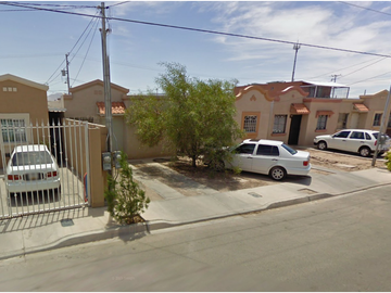 CASA EN MEXICALLI,  COL. VILLA RESIDENCIAL DEL PRADO, BAJA CALIFORNIA, CASA EN REMATE! NO CCREDITOS!  -LRC