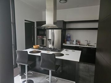 Casa en Venta San Jeronimo, en fraccionamiento privado.
