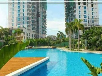 METRO MANILA High End Condo Modern Minimialist Condo near Hotel Mall Resturants and Airport Hospital School Office  HIGH END BUT AFFORDABLE CONDO IN S