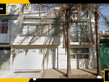 Venta De Casa En Rosita Alvirez Benito Juarez, Nezahualcoyotl, Edo De Méx