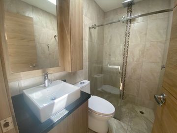Casas dentro de conjunto privado con doble filtro de seguridad   entorno natural.