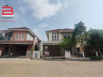 บ้านเดี่ยว หมู่บ้าน ราชพฤกษ์ หทัยราษฎร์ เนื้อที่ 50 ตรว ใกล้สี่แยกไฟแดงตลาดหทัยมิตร แขวงบางชัน เขตคลองสามวา กรุงเทพมหานคร