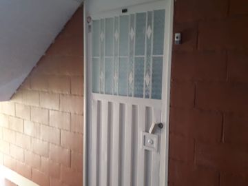 EN VENTA MUY BELLO APARTAMENTO  UBICADO EN  CONJUNTO ATLANTA II, INTERIOR 7 APTO 319. CARRERA 49B #58G - 05 SUR