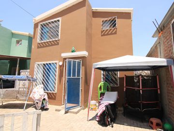 CASA EN VENTA – URB. MONTE VERDE - GALILEA - CASTILLA - PIURA