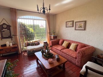VENTA casa san Joaquin 3 dormitorios 3 baños , piscina y Quincho