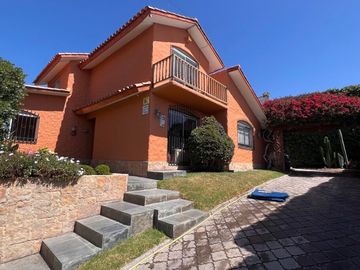 VENTA casa san Joaquin 3 dormitorios 3 baños , piscina y Quincho