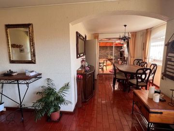 VENTA casa san Joaquin 3 dormitorios 3 baños , piscina y Quincho