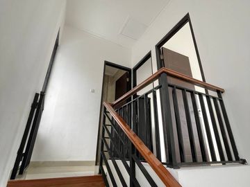 Rumah Baru Siap Huni, Harga Murah Dkt Bintaro Tangerang PERUMAHAN
