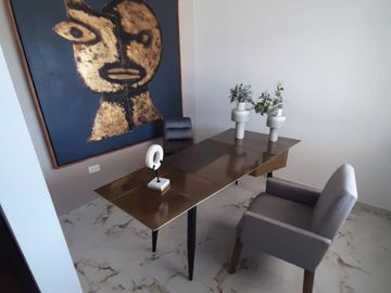 EXCELENTE RESIDENCIA AL SUR DE PACHUCA CON ROOF GARDEN