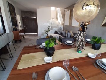 EXCELENTE RESIDENCIA AL SUR DE PACHUCA CON ROOF GARDEN