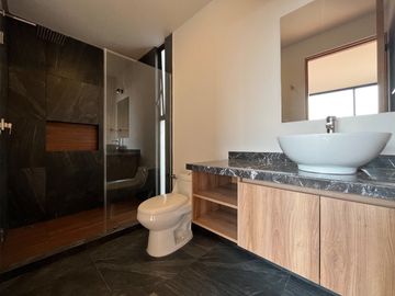 CASA EN VENTA LOMAS DE ANGELOPOLIS PARQUE VARSOVIA