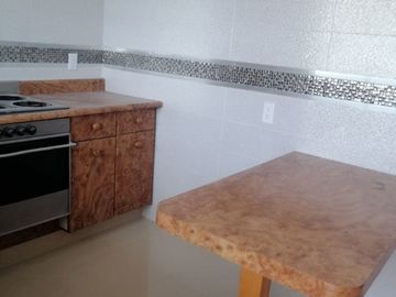 RENTA EDIFICIO NUEVO, TLALNE, LA ROMANA IDEAL CLÍNICA,OFICINA,LABORATORIO,ETC.