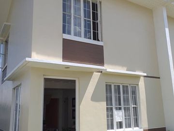 The 2-Bedroom Townhouse in Pearl Residences in Tanza