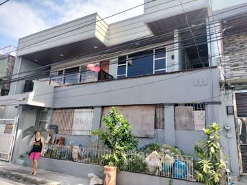 Rush Sacrifice Sale Modern Design House in Pamplona Tres, Las Pinas City near SM Center and Cityhall