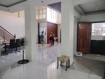 Rush Sacrifice Sale Modern Design House in Pamplona Tres, Las Pinas City near SM Center and Cityhall