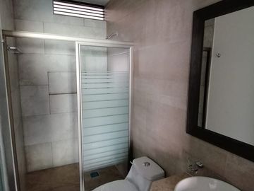 PREVENTA Casa nueva en venta con vigilancia, alberca propia, zona sur calida