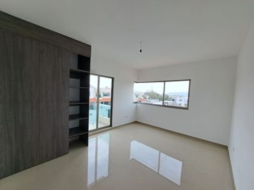 PREVENTA Casa nueva en venta con vigilancia, alberca propia, zona sur calida