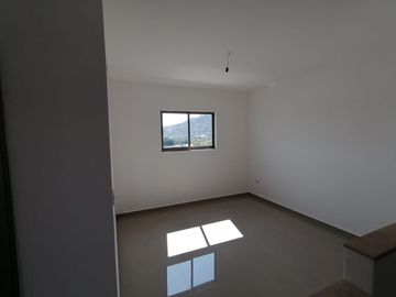 PREVENTA Casa nueva en venta con vigilancia, alberca propia, zona sur calida
