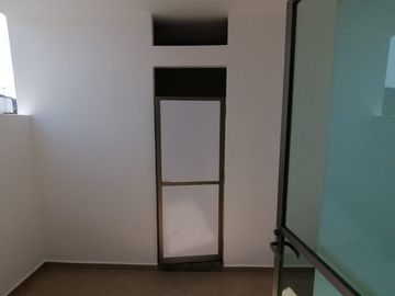 PREVENTA Casa nueva en venta con vigilancia, alberca propia, zona sur calida