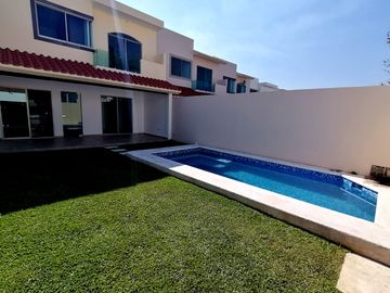PREVENTA Casa nueva en venta con vigilancia, alberca propia, zona sur calida
