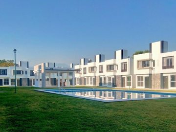 $1,977,129 Una Casa Estratégica con Alberca en Jiutepec Morelos