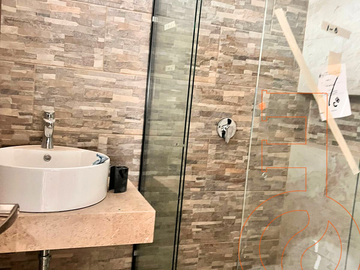 VENTA DE DEPARTAMENTO EN PLANTA BAJA CON AMENIDADES CERCANO A AV. CARRANZA