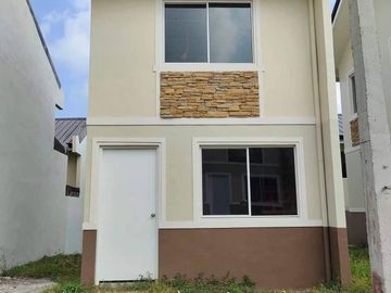 For Sale Townhouse at Tierra Vista Ayana in Dasmariñas Cavite