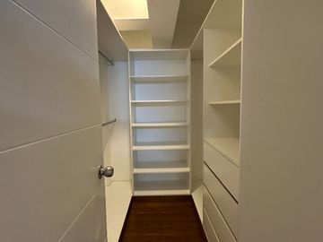 Venta Dpto 150m2 en Av. Parque Sur, Urb. Corpac, San Isidro