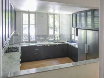 Acogedor Duplex con Jardín | Estilo Europeo | Edificio Patrimonio Arquitectónico