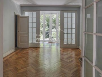 Acogedor Duplex con Jardín | Estilo Europeo | Edificio Patrimonio Arquitectónico