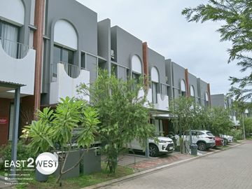 Dijual Rumah Freja House BSD City Tangerang Bagus Murah Nyaman Lokasi Sangat Straregis