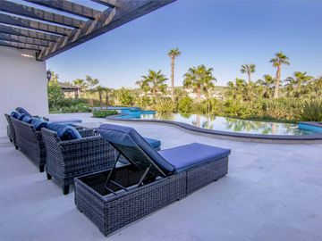 Casa vista a las montañas, alberca infinity privada, Jacuzzi, Fogata y cuarto de juegos, Pacific Ocean, Cabo San Lucas.