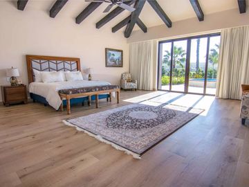 Casa vista a las montañas, alberca infinity privada, Jacuzzi, Fogata y cuarto de juegos, Pacific Ocean, Cabo San Lucas.