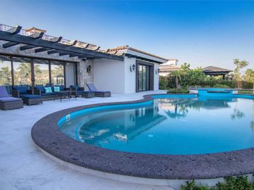 Casa vista a las montañas, alberca infinity privada, Jacuzzi, Fogata y cuarto de juegos, Pacific Ocean, Cabo San Lucas.