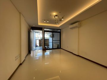 Desirable Brand New House & Lot Don Antonio Heights Q.C. Philhomes - Kenneth Matias