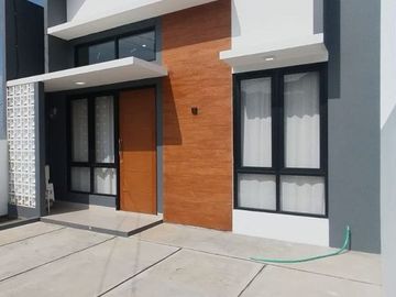 Rumah GVV Dekat Pemda Toll Stasiun Padalarang, 2/1 LANTAI Cipulus Ngamprah Bandung Barat Jual Dijual