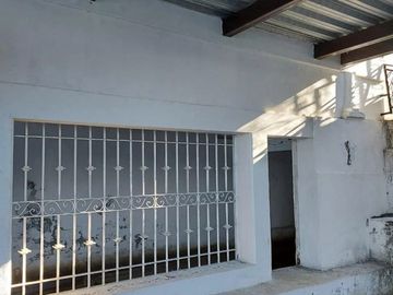 Tequesquitengo Casa en Venta a La Orilla del Lago 5 Recamaras, Alberca