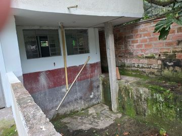 VENDO CASA FINCA CON 7 CASAS POR 275 MILLONES EN BARBOSA ANTIOQUIA.