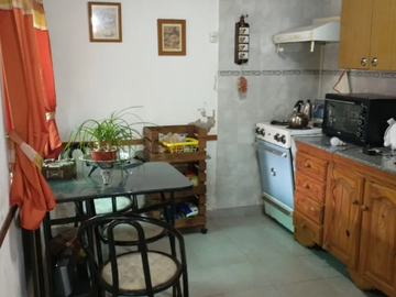 Casa Con Locales Comerciales (verónica, Partido De Punta Indio).