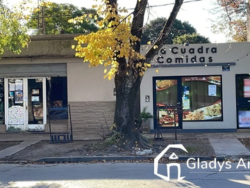 Casa Con Locales Comerciales (verónica, Partido De Punta Indio).