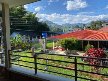VENTA O PERMUTA EN CALI CASA CAMPESTRE EJE CAFETERO QUINDIO COLOMBIA