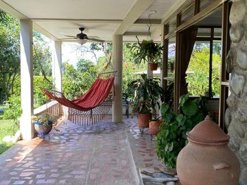 VENTA O PERMUTA EN CALI CASA CAMPESTRE EJE CAFETERO QUINDIO COLOMBIA