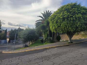 Vendo terreno de 1.340M2, Urbanización exclusiva en Cumbaya